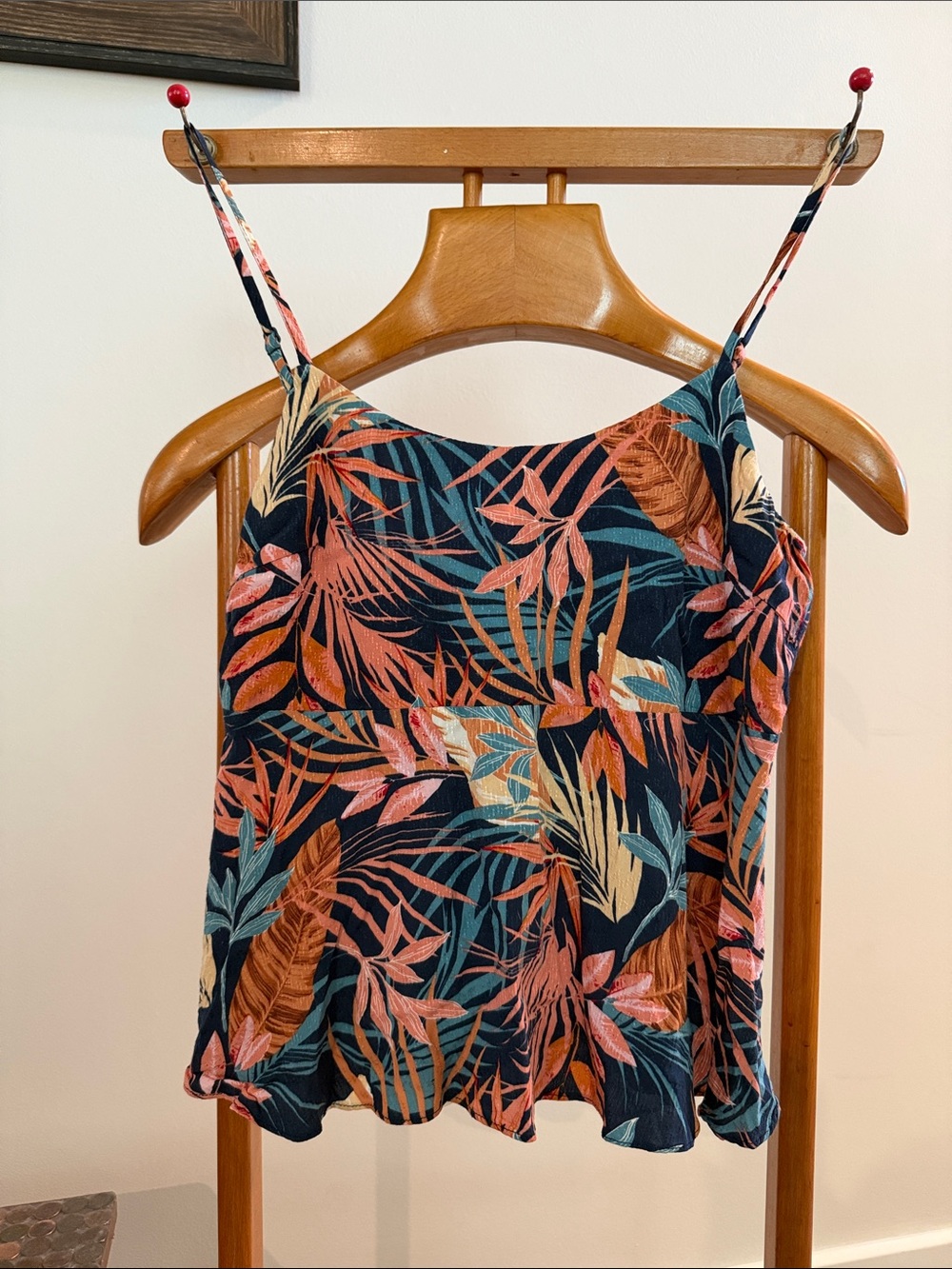 Sadie & Sage Hot Tropics Tank Tropical  Leaf Print Spaghetti Strap